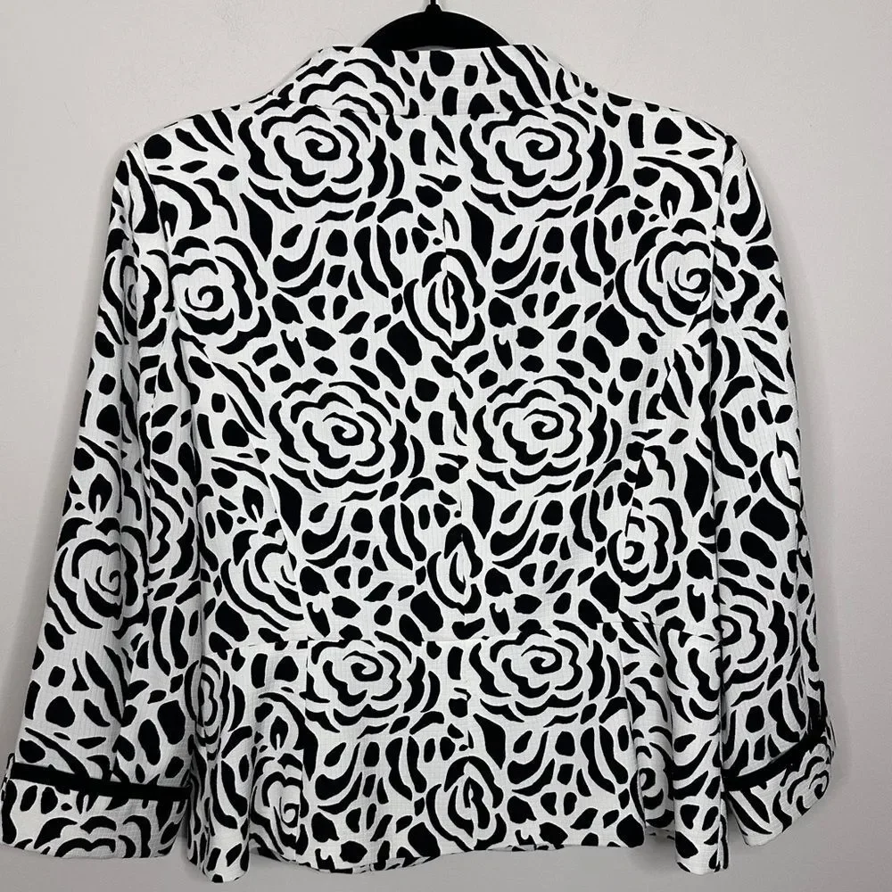 Kim Rogers Blazer. Size: 10 - Picture 2 of 7